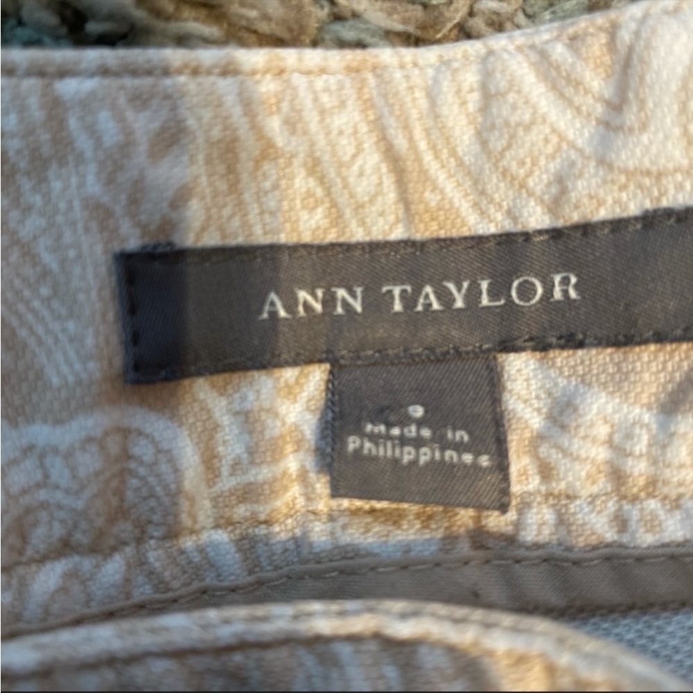 Ann Taylor Paisley Print Straight Ankle Pants Beige White… - Picture 3 of 9